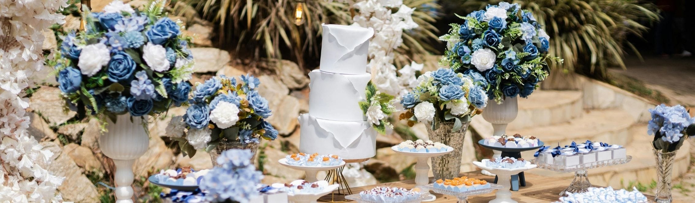 elegant outdoor dessert table prepared via a wedding catering service in London